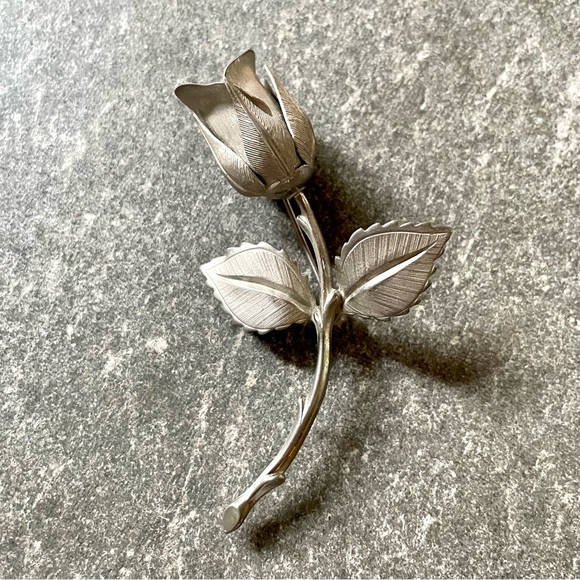 Giovanni Jewelry - Vintage Giovanni Silver Rose Branch Pendant Brooch
